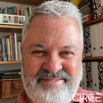 Luis Guerra